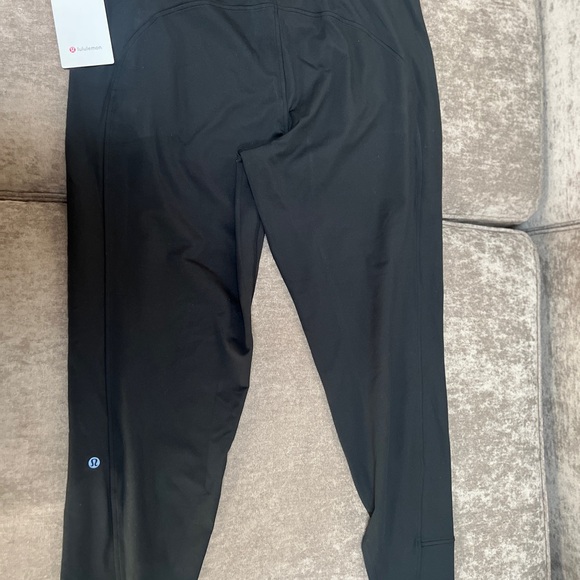 NWT Lululemon It's Rulu ™ Run HR
Jogger *Fleece - Picture 2 of 7